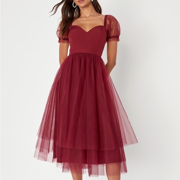 NEW Lulus Brightly Beloved Wine Red Tulle Tiered Puff Sleeve Midi Dress Medium - Picture 1 of 9